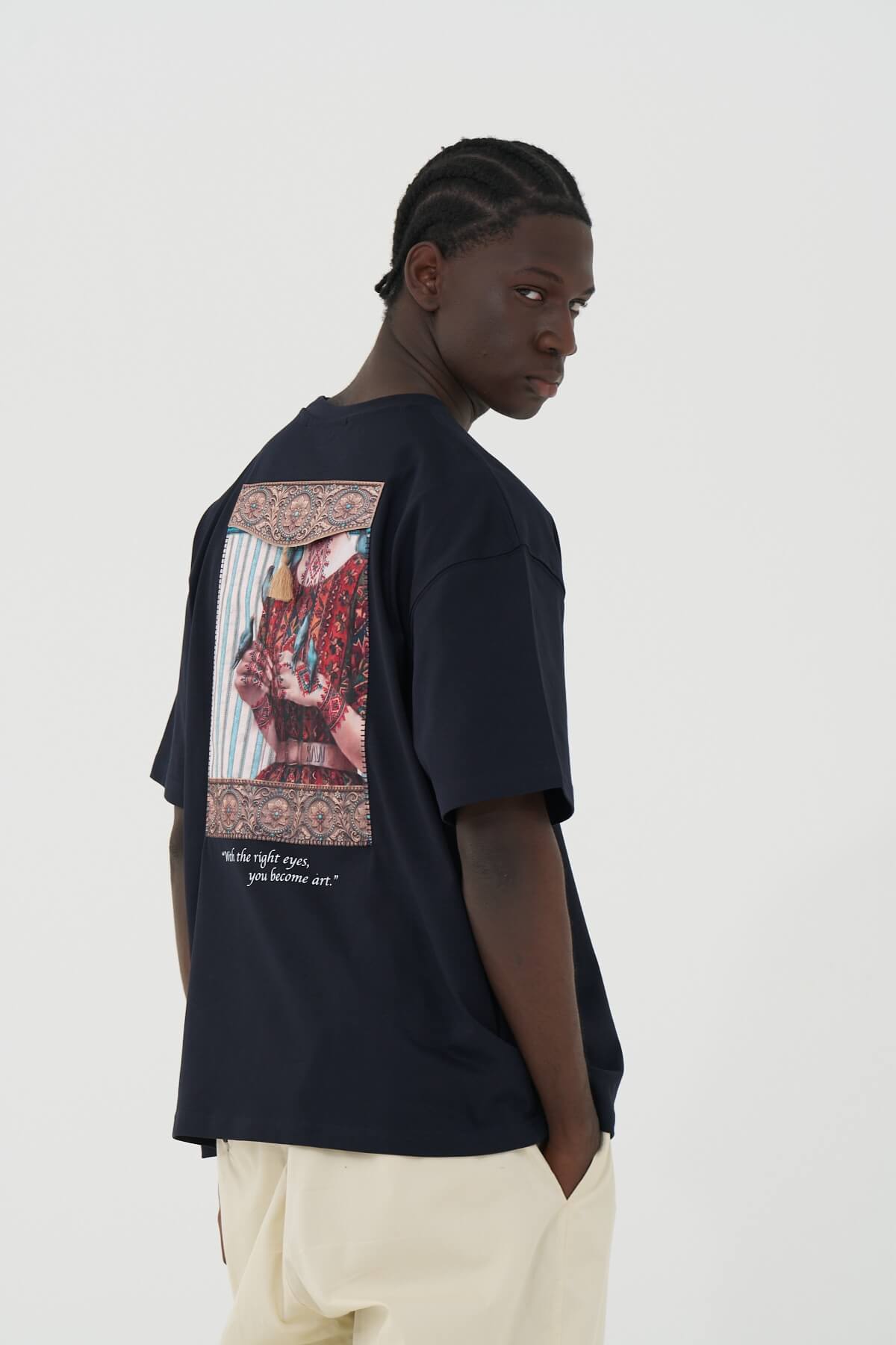BECOMING ART - NAVY