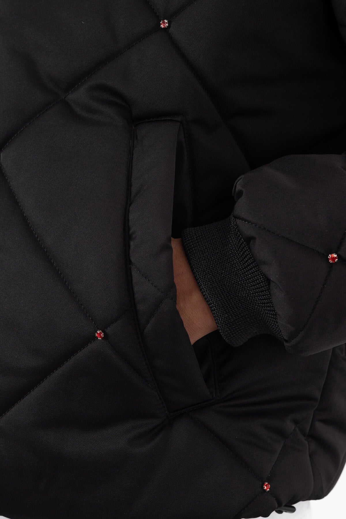 DR-7323 - NOIR