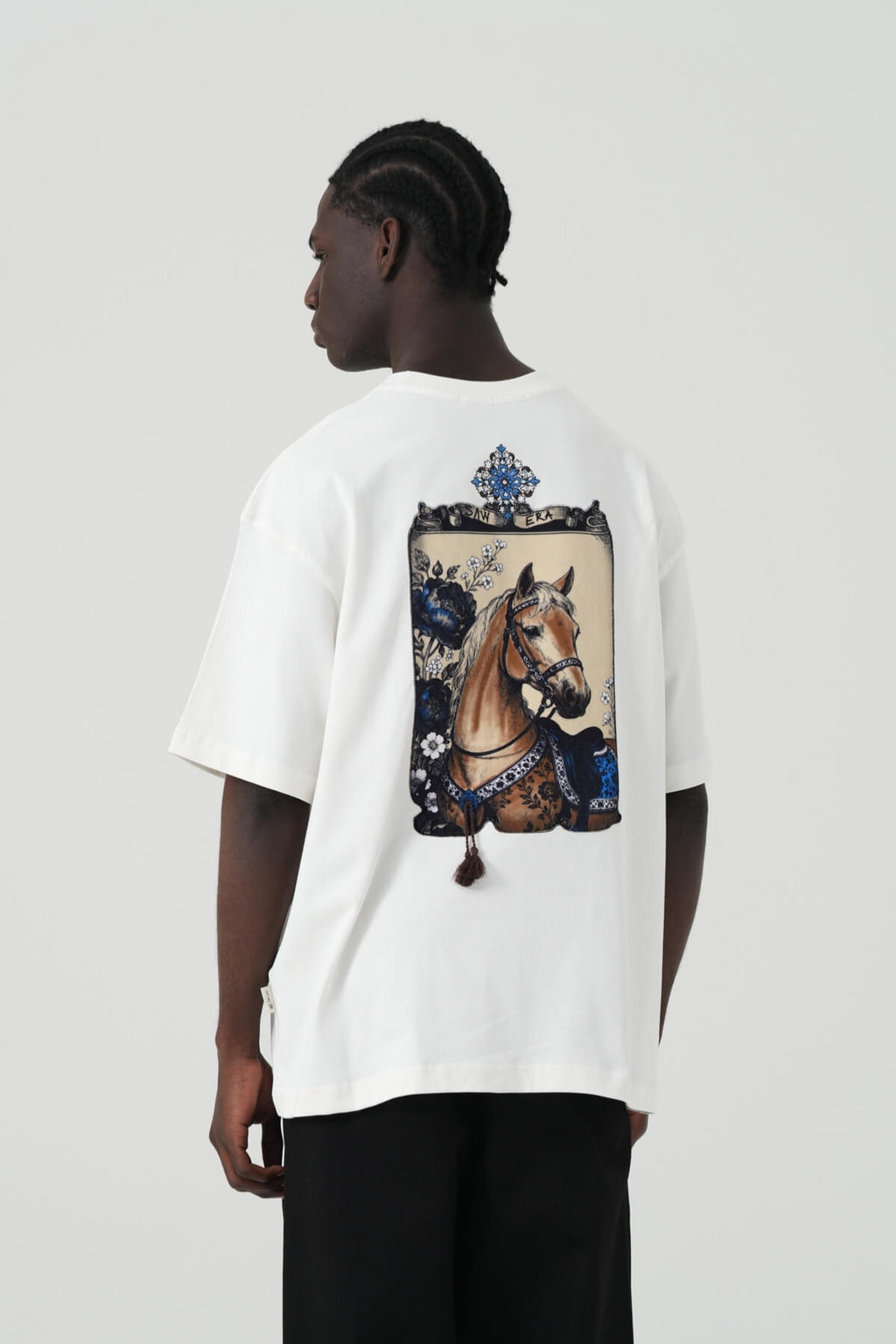 ROYAL HORSE - ECRU