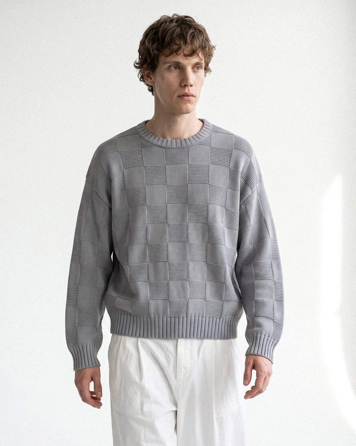 TR-9766 - GREY