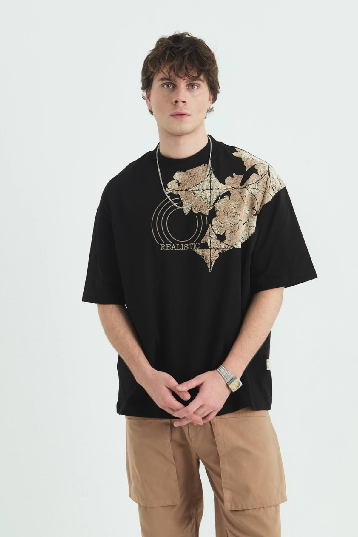 REALISTIC - BLACK