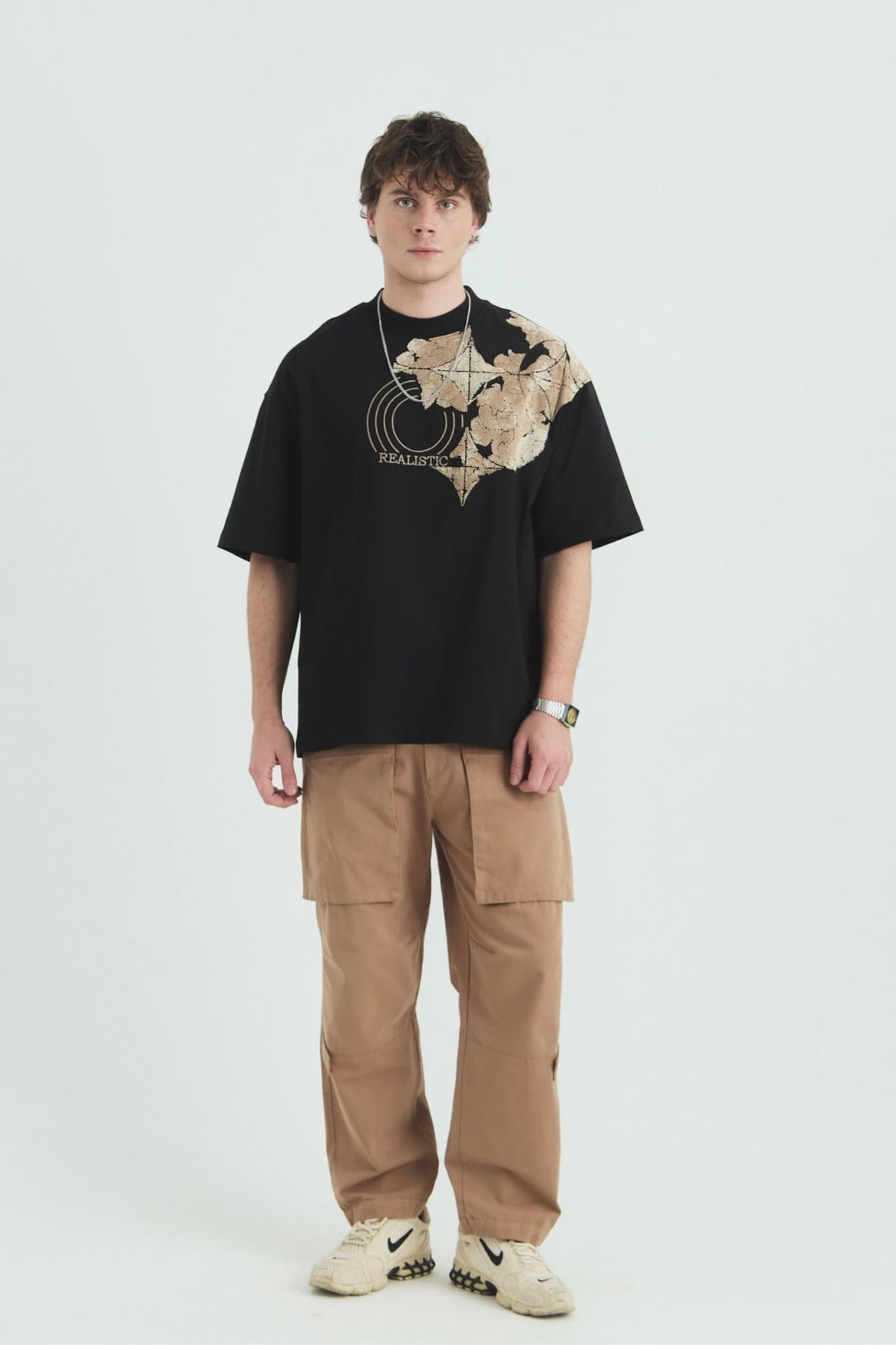 REALISTIC - BLACK